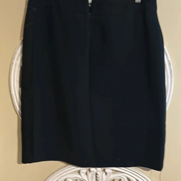 Gap Navy pencil skirt - Picture 3 of 8